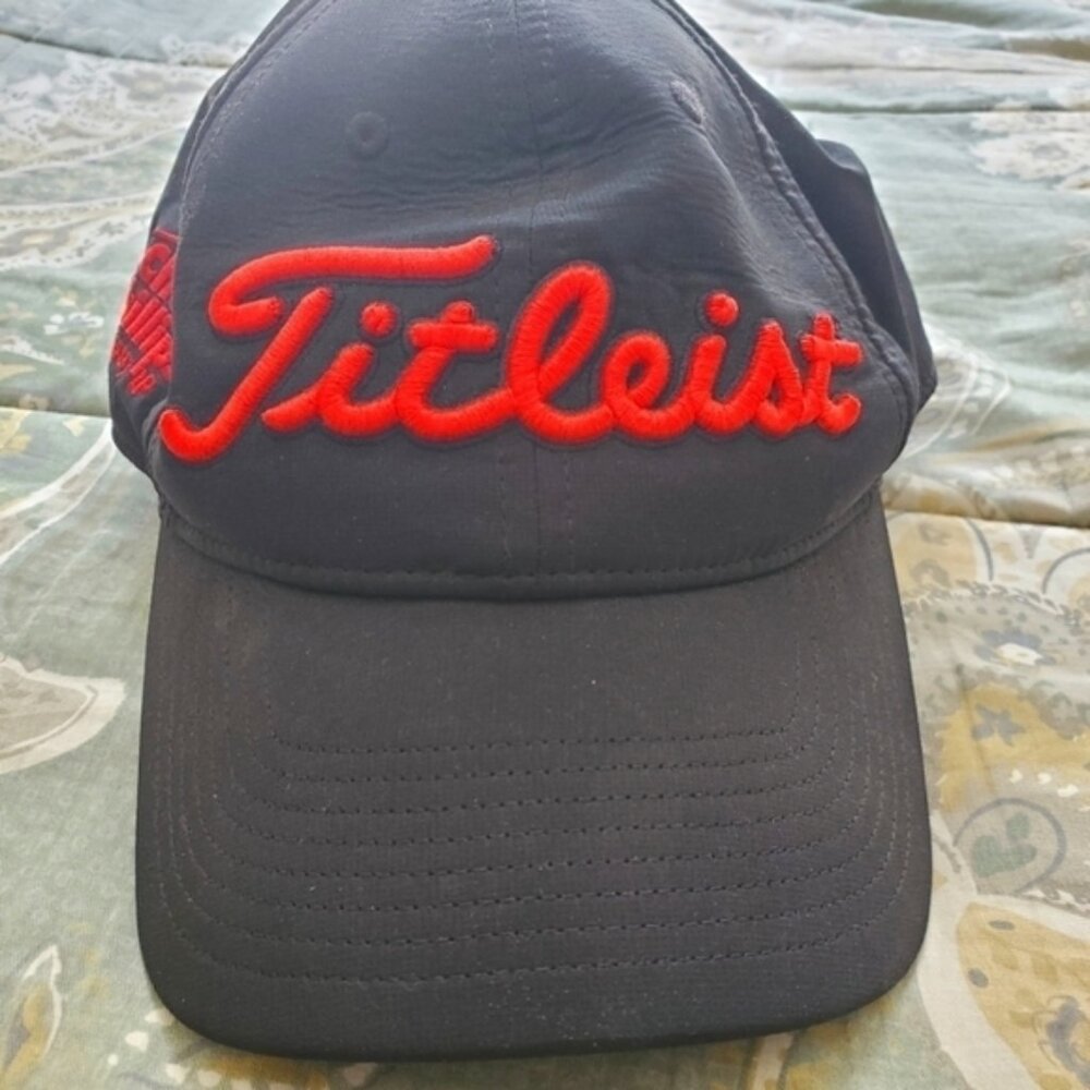 Titleist baseball cap NEW